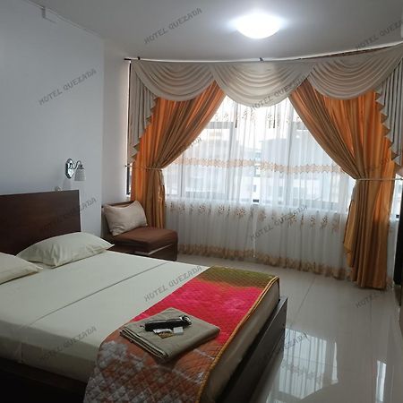 Hotel Quezada Hermanos Santo Domingo de los Colorados Extérieur photo