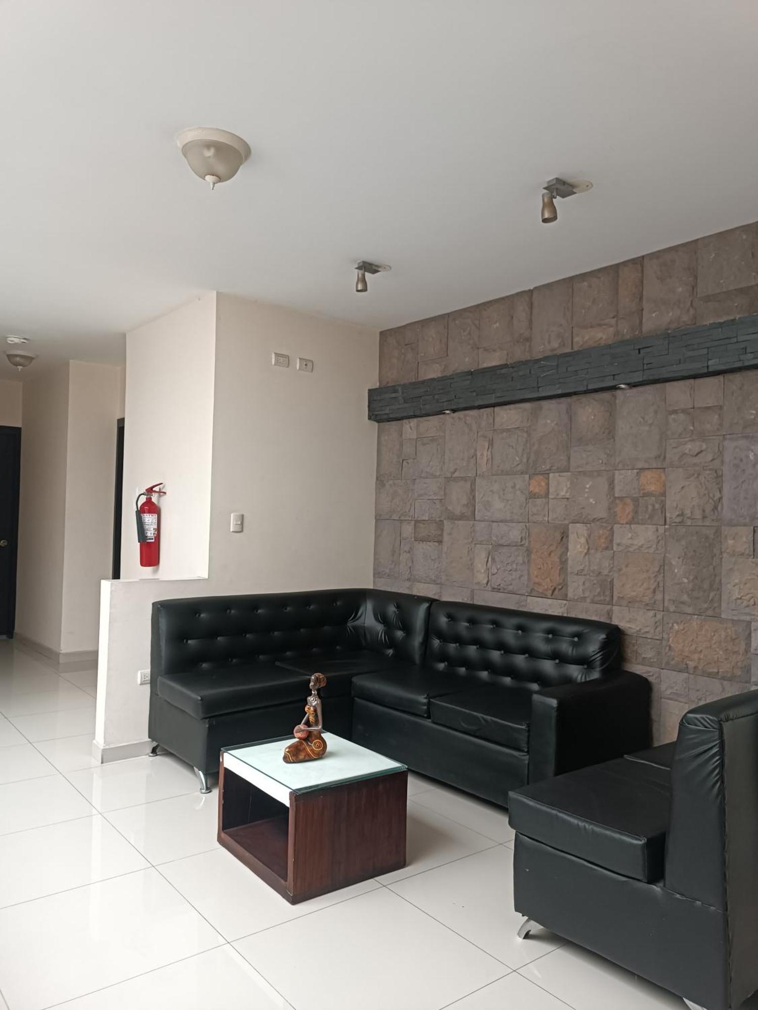 Hotel Quezada Hermanos Santo Domingo de los Colorados Extérieur photo